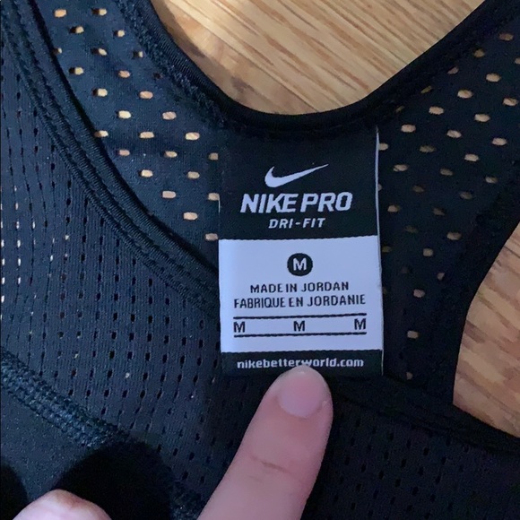 Nike racerback tank - Picture 2 of 3